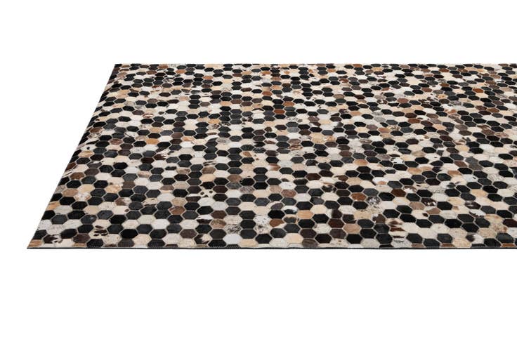 Detail image of 5' 1 x 7' 10 Cowhide - Patchwork Rug