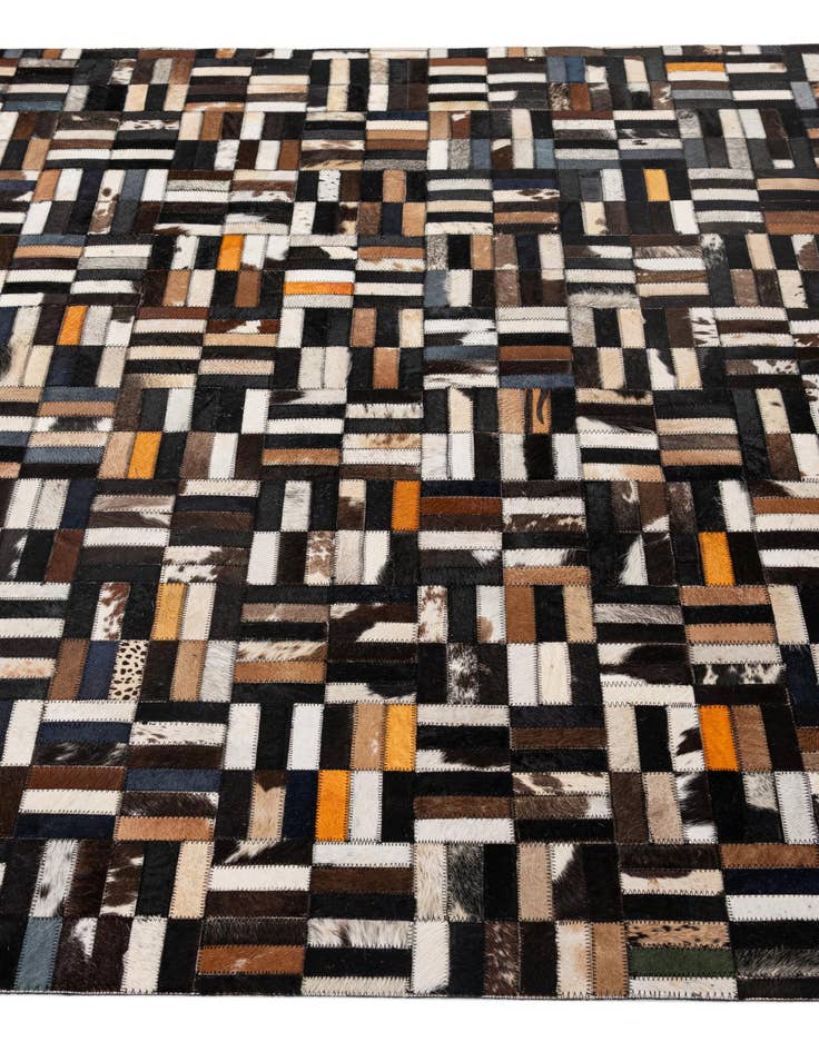 Detail image of 5' 2 x 8' Cowhide - Patchwork Rug