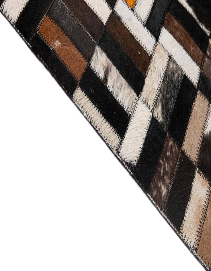 Detail image of 5' 2 x 8' Cowhide - Patchwork Rug