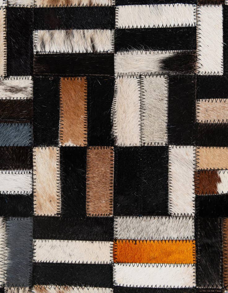 Detail image of 5' 2 x 8' Cowhide - Patchwork Rug