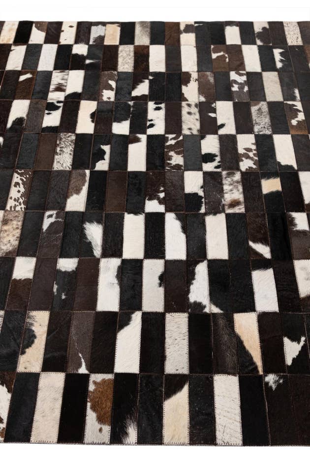 Detail image of 4' 11 x 7' 11 Cowhide - Patchwork Rug