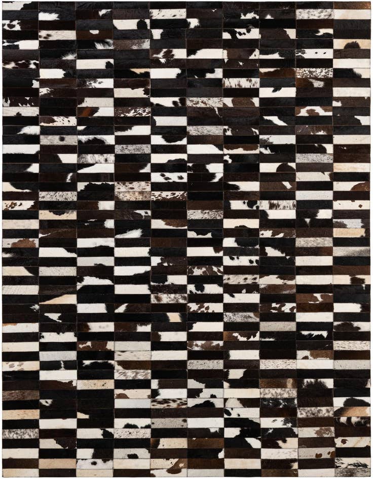 Detail image of 4' 11 x 7' 11 Cowhide - Patchwork Rug