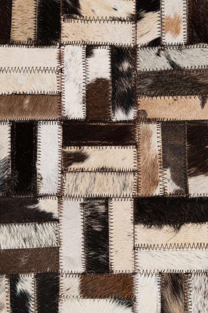 5' 1 x 8' Cowhide - Patchwork Rug