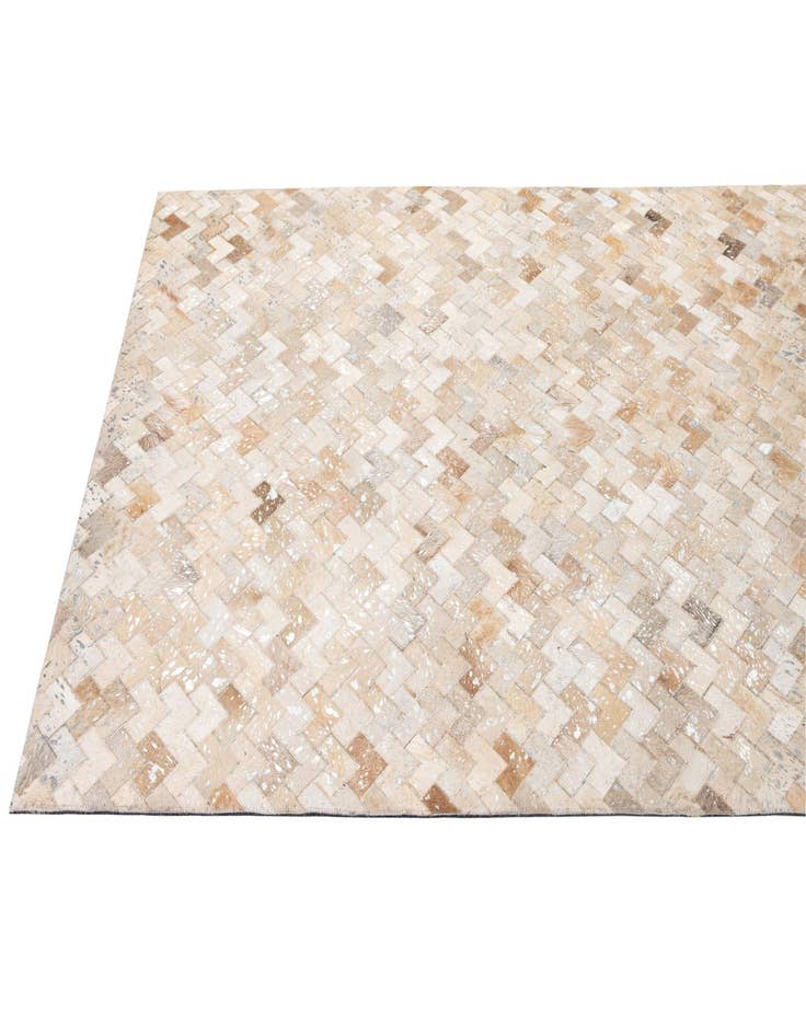 Detail image of 5' x 7' 11 Cowhide - Patchwork Rug
