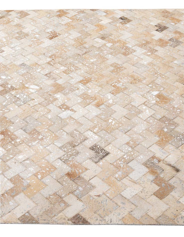 Detail image of 5' x 7' 11 Cowhide - Patchwork Rug