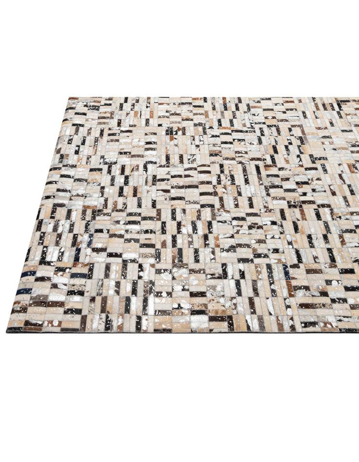 Detail image of 5' 1 x 7' 11 Cowhide - Patchwork Rug