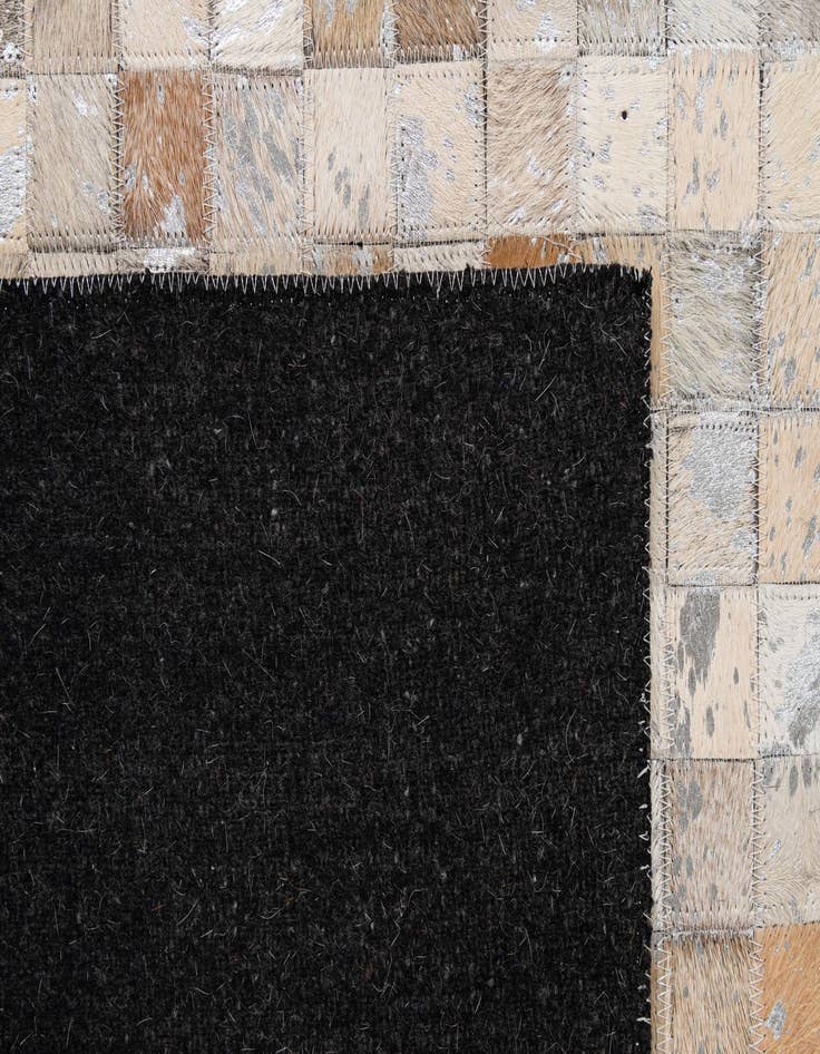 Detail image of 5' 1 x 8' 1 Cowhide - Patchwork Rug