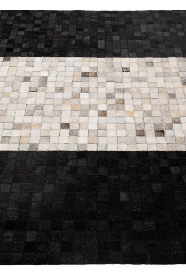 Detail image of 5' 2 x 8' 2 Cowhide - Patchwork Rug