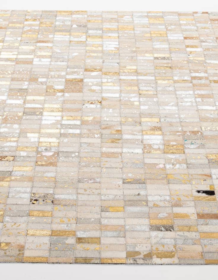Detail image of 4' 11 x 7' 11 Cowhide - Patchwork Rug