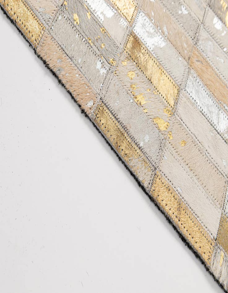 Detail image of 4' 11 x 7' 11 Cowhide - Patchwork Rug