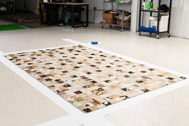 Detail image of 5' 1 x 8' Cowhide - Patchwork Rug