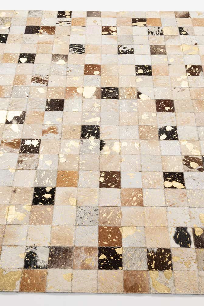 5' 1 x 8' Cowhide - Patchwork Rug