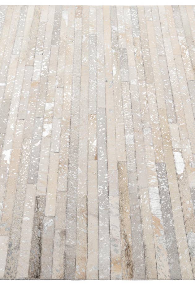 Detail image of 5' 2 x 7' 11 Cowhide - Patchwork Rug