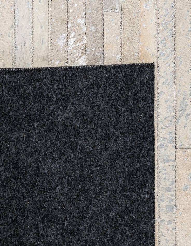 Detail image of 5' 2 x 7' 11 Cowhide - Patchwork Rug