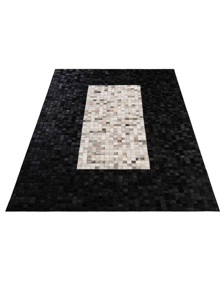 Detail image of 5' 1 x 8' Cowhide - Patchwork Rug