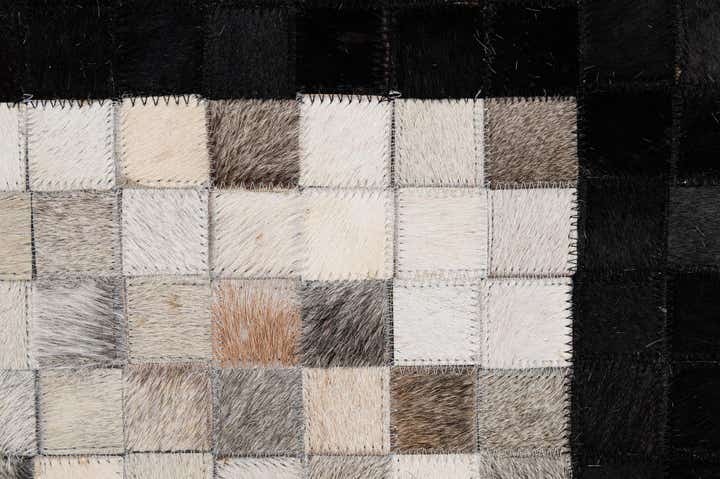 5' 1 x 8' Cowhide - Patchwork Rug