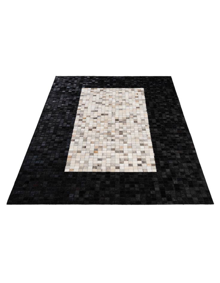 Detail image of 5' x 7' 10 Cowhide - Patchwork Rug