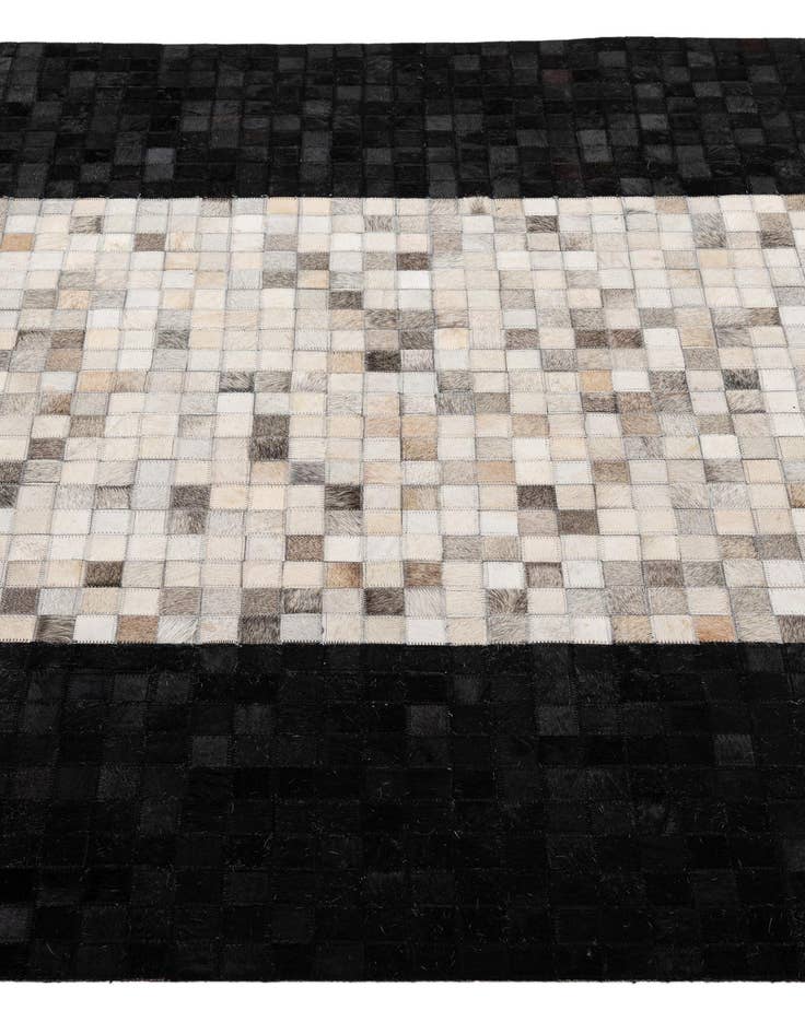 Detail image of 5' x 7' 10 Cowhide - Patchwork Rug