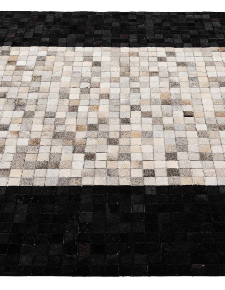 Detail image of 5' x 7' 10 Cowhide - Patchwork Rug