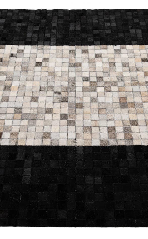 Detail image of 5' x 7' 11 Cowhide - Patchwork Rug