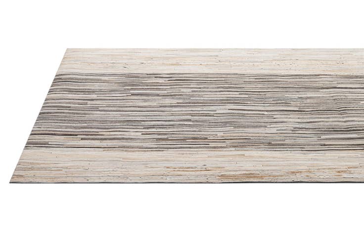 Detail image of 5' 1 x 7' 11 Cowhide - Patchwork Rug