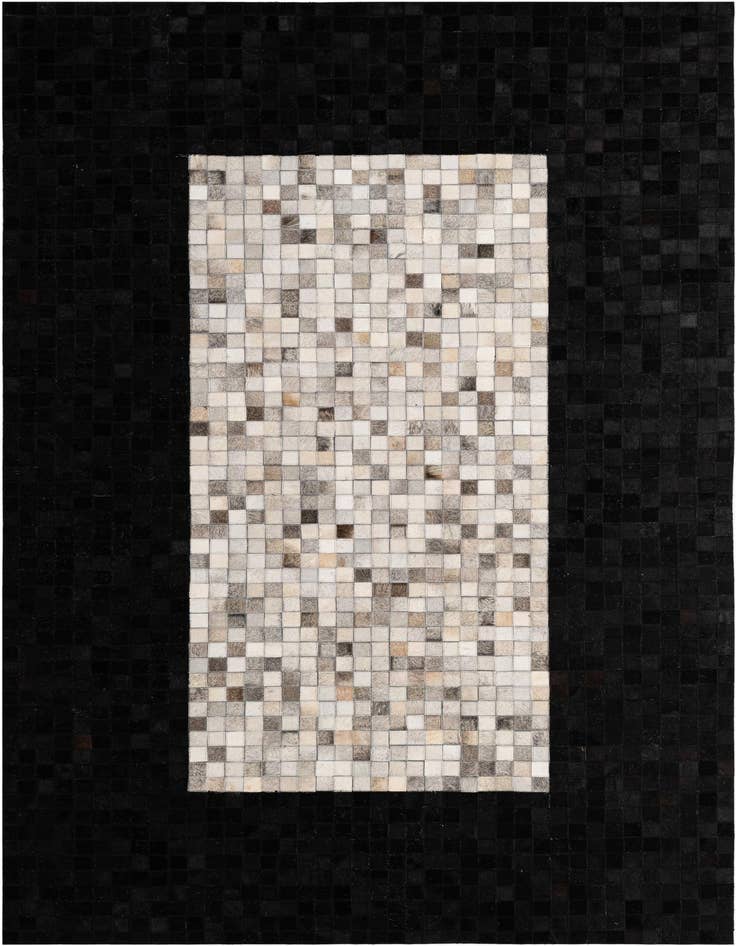 Detail image of 5' x 7' 11 Cowhide - Patchwork Rug