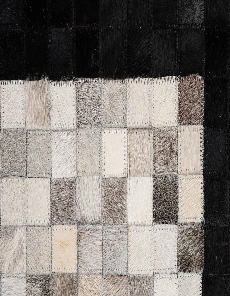 Detail image of 5' x 8' Cowhide - Patchwork Rug