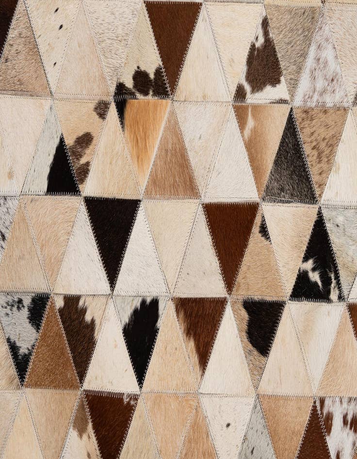 Detail image of 5' 1 x 7' 11 Cowhide - Patchwork Rug