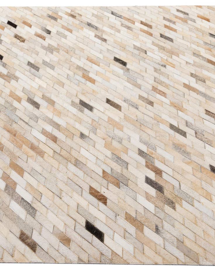 Detail image of 5' 1 x 7' 11 Cowhide - Patchwork Rug