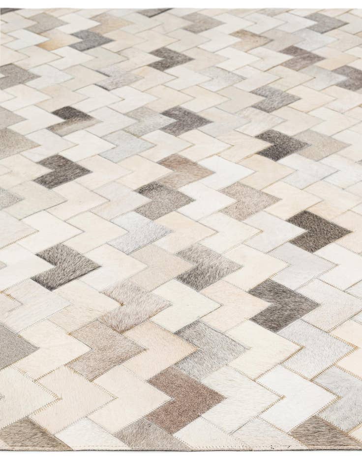 Detail image of 5' 2 x 7' 11 Cowhide - Patchwork Rug