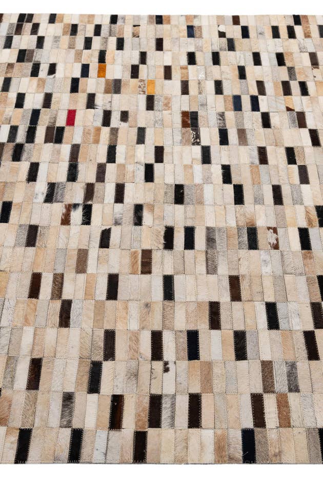 Detail image of 5' 2 x 7' 11 Cowhide - Patchwork Rug