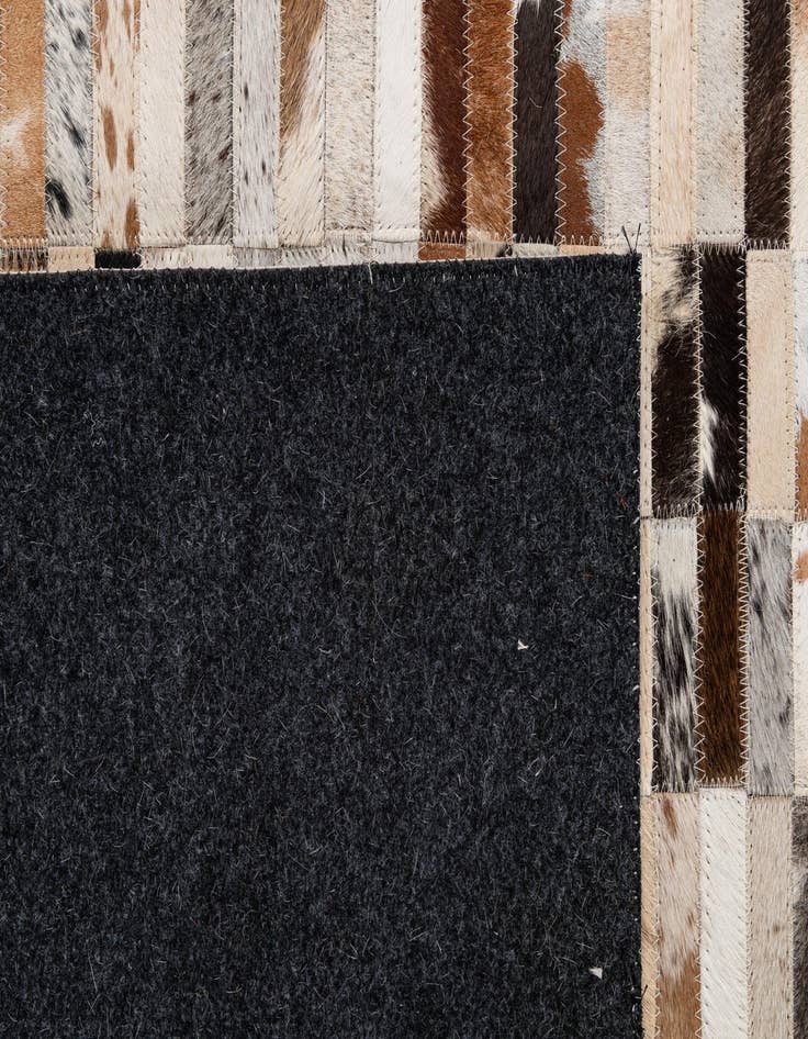 Detail image of 5' x 8' 1 Cowhide - Patchwork Rug