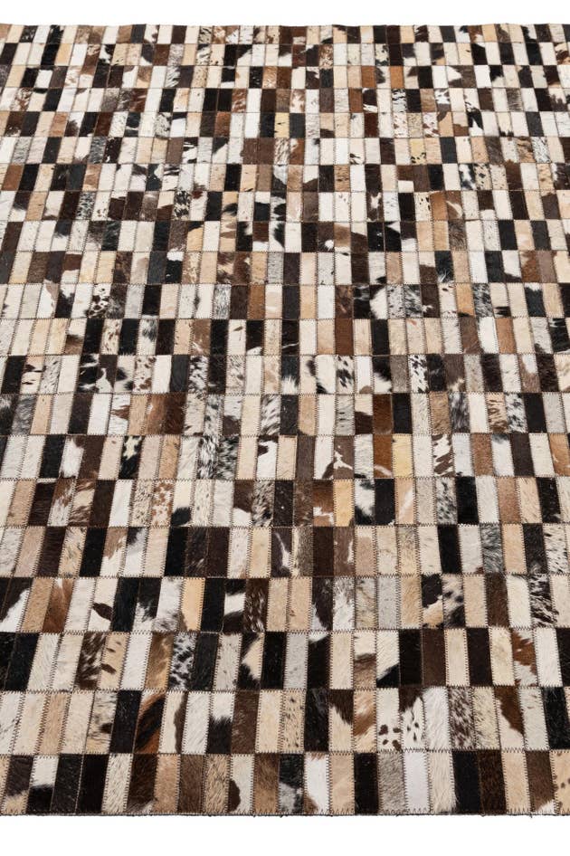 Detail image of 5' 3 x 8' Cowhide - Patchwork Rug