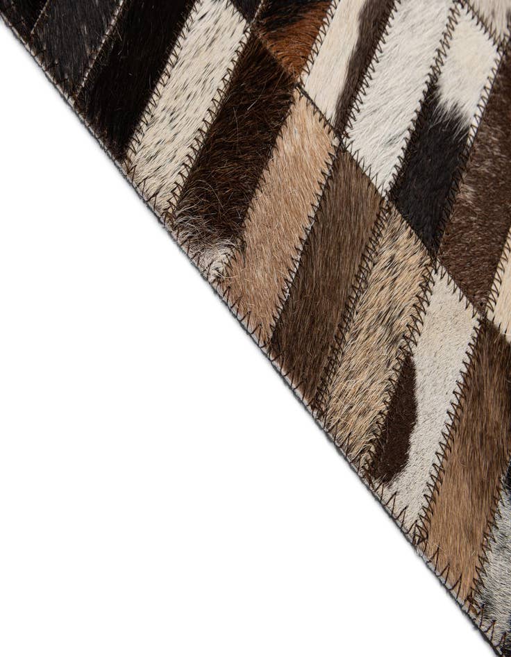 Detail image of 5' 3 x 8' Cowhide - Patchwork Rug