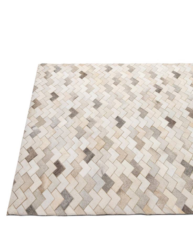 Detail image of 5' 2 x 7' 11 Cowhide - Patchwork Rug