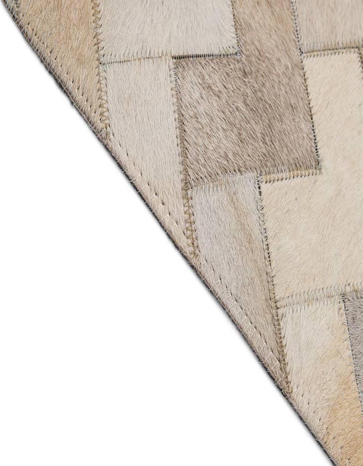 Detail image of 5' 2 x 7' 11 Cowhide - Patchwork Rug