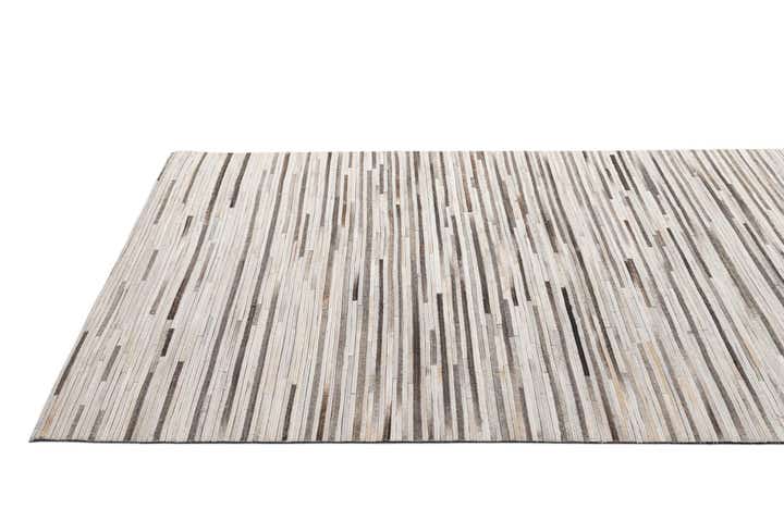 5' 2 x 8' Cowhide - Patchwork Rug