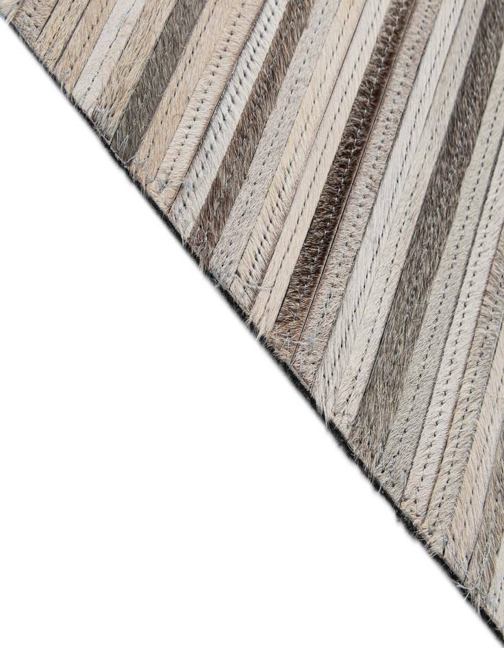 Detail image of 5' 2 x 8' Cowhide - Patchwork Rug