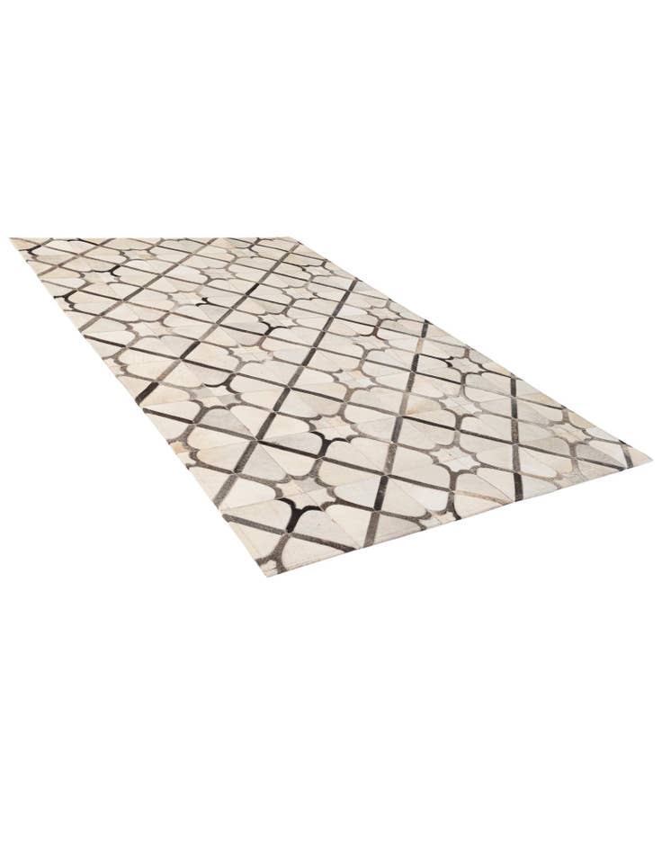 Detail image of 5' x 7' 11 Cowhide - Patchwork Rug