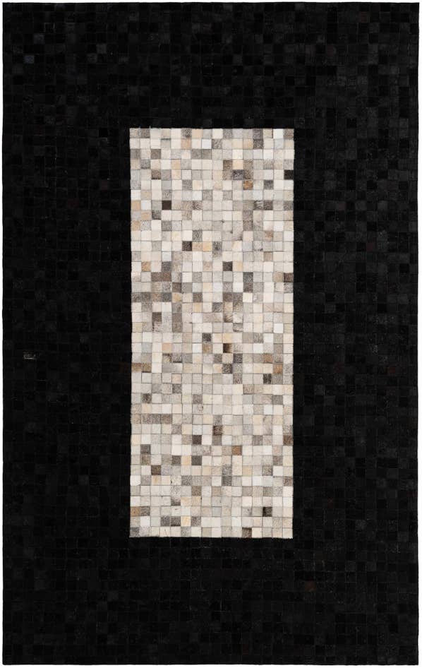 Detail image of 5' x 7' 11 Cowhide - Patchwork Rug