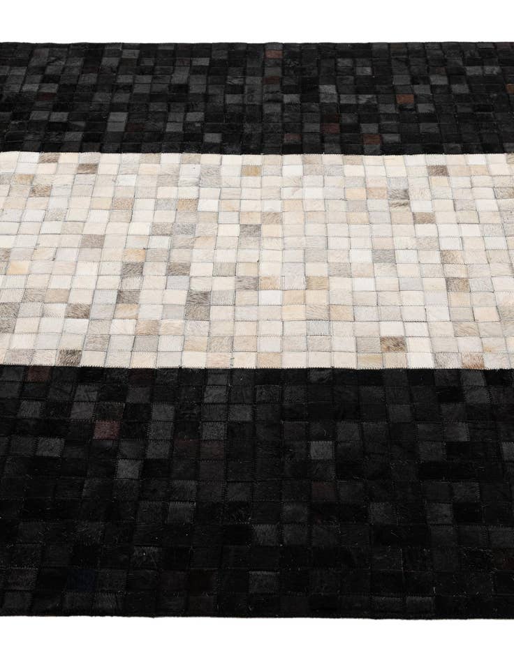 Detail image of 5' 1 x 8' 1 Cowhide - Patchwork Rug