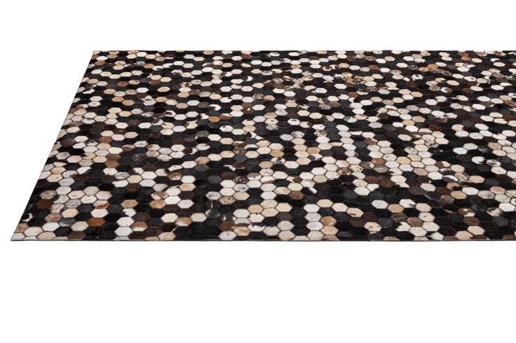 Detail image of 5' 1 x 7' 11 Cowhide - Patchwork Rug