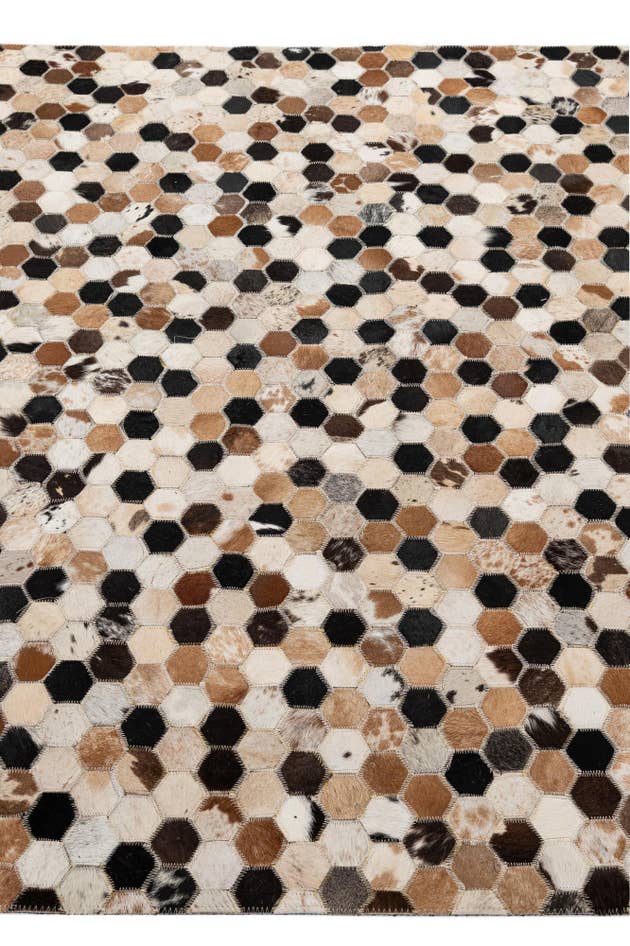 Detail image of 5' 1 x 7' 11 Cowhide - Patchwork Rug