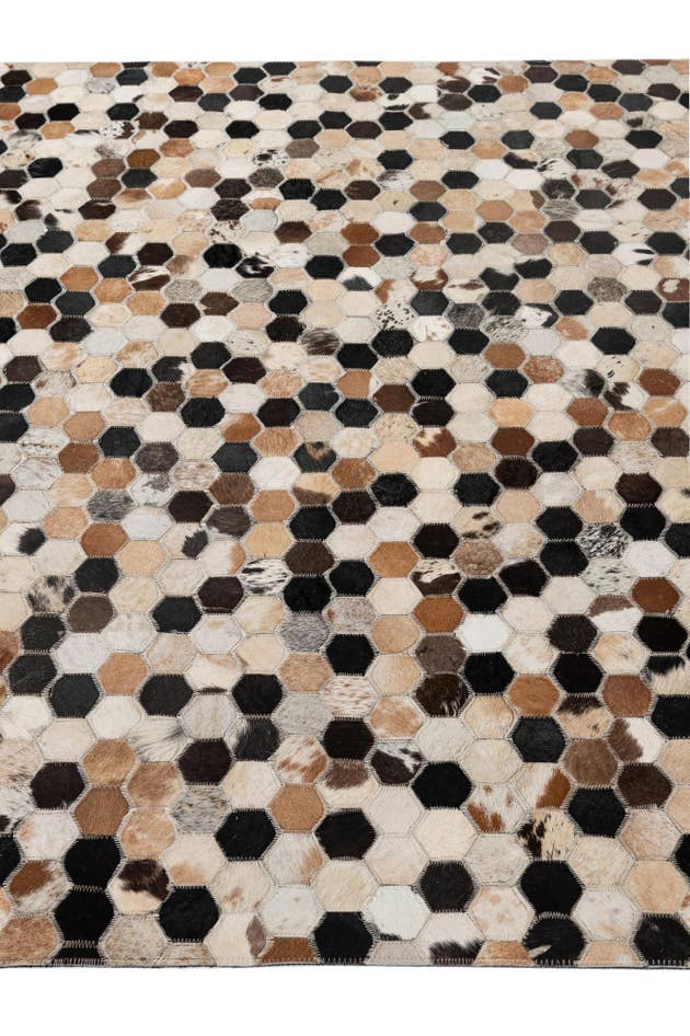 Detail image of 5' x 7' 11 Cowhide - Patchwork Rug