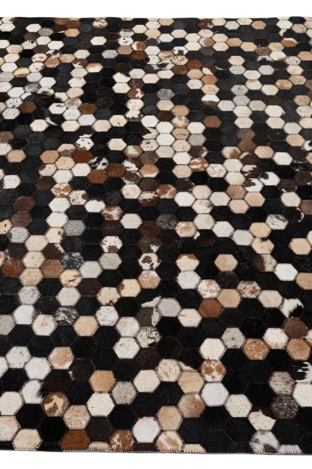 Detail image of 5' 1 x 8' 1 Cowhide - Patchwork Rug