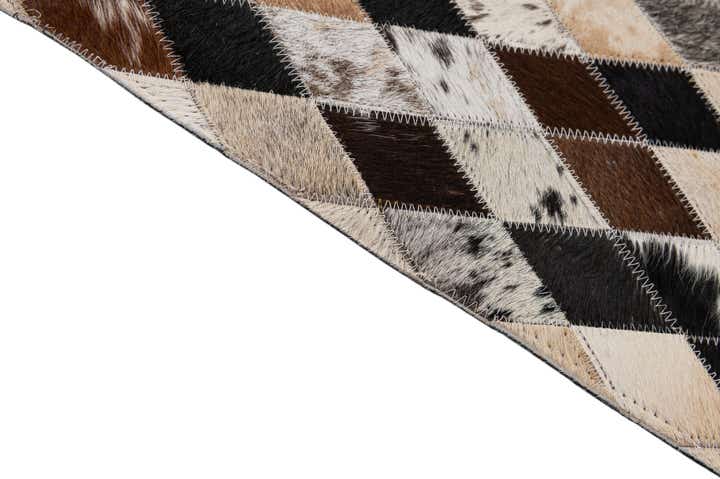 5' 1 x 8' Cowhide - Patchwork Rug