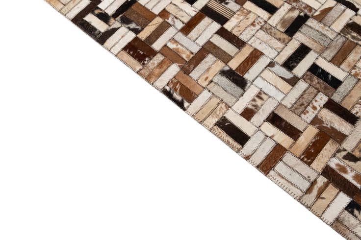 Detail image of 5' 2 x 7' 11 Cowhide - Patchwork Rug