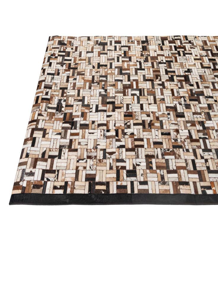 Detail image of 5' 1 x 7' 11 Cowhide - Patchwork Rug