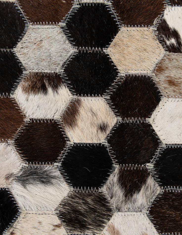 Detail image of 5' 1 x 7' 11 Cowhide - Patchwork Rug