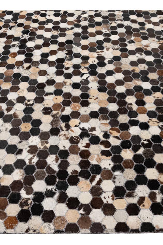 Detail image of 5' 1 x 8' 1 Cowhide - Patchwork Rug